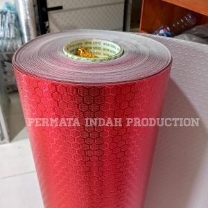 PVC MERAH METALIC PVC MERAH HEXAGONAL LAPISAN LUAR HADCASE LAPISAN TRIPLEK PVC MERAH METALIC