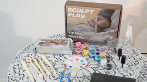 ชุดดินปั้นDiy อุปกรณ์ครบ ดินเหนียวนุ่ม ปลอดภัย ไร้สารเคมี เครื่องมือปั้นดิน แห้งเองไม่ต้องอบ/air dry clay เหมาะสำหรับผู้ใหญ่และเด็ก