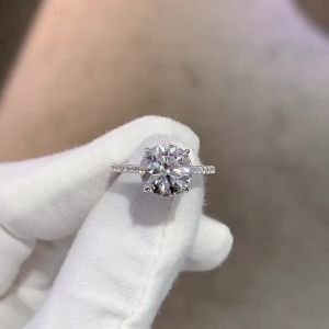 Nhẫn Moissanite 5CT Dành Cho Nữ Kiểu Dáng Cổ Điển 4 Móng Nhẫn Cưới/nhẫn Đính Hôn Bạc 925 Sterling Với Đá Zircon Bên Cạnh Quà Tặng Trang Sức