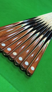 ไม้คิวสนุกเกอร์ รุ่น The hunter ลายไม้เป็นเอกลักษณ์เฉพาะด้าม 5 จำปาแหลม ด้ามดำดง