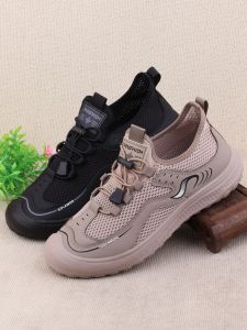 Breathable Mens Summer Shoes Old Beijing Cloth Shoes Net Shoes Dad Slip-On Mesh Surface Shoes Breathable Cool Sandals