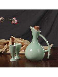Vintage Palace-Style Ceramics Wine Pot