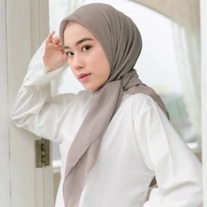 Hijab Segiempat Polos Premium Paris Jadul