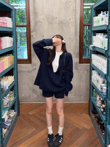 Laid-back Style Womens Knitted Set V-neck Long Sleeve High Waist Slim Fit Casual Shorts Two-piece Spring Fashion Ensemble