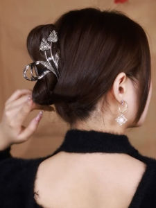 Kẹp Tóc Hình Hoa Tulip Cỡ Lớn Thanh Lịch Dành Cho Nữ Kẹp Cá Mập Phụ Kiện Tóc Thời Trang Mới 2024 Kẹp Tóc Phong Cách Hàn Quốc