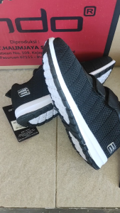 H&N Online Shop - Sepatu Sekolah Anak ANDO REBECCA VELCRO - Size 29-36