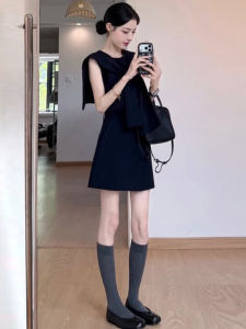 SUSIEYUAN | French Black Sleeveless Dress
