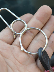 สร้อยกุญแจสแตนเลสทำมือ ห่วงกุญแจทองแดงบริสุทธิ์ สร้อยกุญแจชายเรียบง่าย สไตล์เรียบง่าย ห่วงกุญแจล็อค