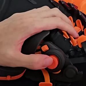 GameClaw Alien One-Handed Keyboard Ergonomic Design Keyboard Supports Customizable Joystick Buttons One-Handed Gaming Keyboard