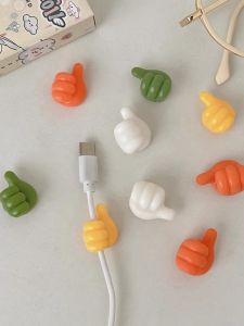 Thiết Bị Gắn Tường Không Để Lại Dấu Vết Không Cần Đục Lỗ Móc Treo Dây Cắm Dữ Liệu Sạc Bằng Ngón Trỏ Để Sắp Xếp Dây Cáp Gọn Gàng