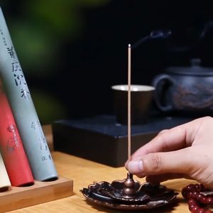 40Pcs Incense Sticks Natural Sandalwood Incense Mosquito Killer Fragrance Sleepwell Relaxation Incense Holder
