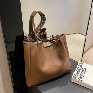 Retro Large Capacity Womens Tote Bag Fashionable Commuter Bag Single Shoulder Bag Casual Soft PU Leather Magnetic Buckle Closure