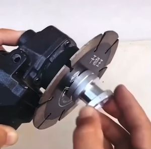 เครื่องเซาะร่องสำหรับลูกหมู 4นิ้ว น๊อต M10 ประเภทอะแดปเตอร์หินเจียร ใส่ใบตัด 4 Attribute