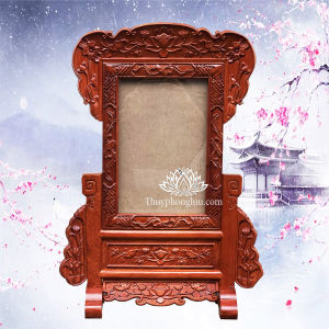 Khung hình ảnh bàn thờ hoa sen trạm gỗ hương cỡ 21x3125x35