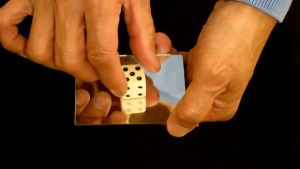 Alat Sulap Dice Illusion Mirror Dice Sulap Titik Hitam Dadu Hilang - KZ263
