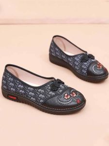 SHIPAILUO | New 2025 Womens Beijing Cloth Shoes Slip-On Anti-Slip Soft Bottom Lightweight Elderly Shoes Casual Round Toe Flat Heel
