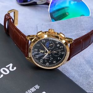 PLAYBOY แบรนด์ของแท้นาฬิกาผู้ชายกันน้ํา 2025 แฟชั่นใหม่ปฏิทินเรืองแสงนาฬิกาควอตซ์ 24 ชั่วโมงดวงอาทิตย์และดวงจันทร์ภาพถ่ายสายหนังนาฬิกาของขวัญสําหรับแฟน