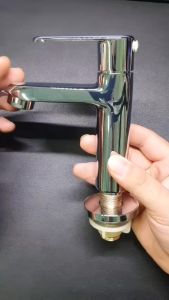 Vòi Nước Lavabo Lạnh Bồn Chậu Rửa Mặt Hàng Thau Bóng Cao Cấp Ren 21 LB15