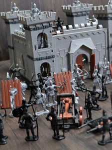 Kids Puzzle Ancient War Soldier Suit Medieval Castle Sand Table War Model Soldier Boy Toy