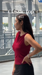 Classic Top | เสื้อแขนกุดแฟชั่นผู้หญิง ผ้าร่อง 2x1 คอสูง ทรงเข้ารูป สไตล์มินิมอล สี Red