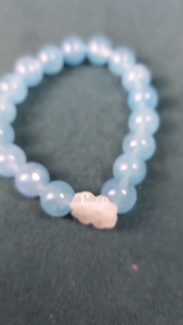 Vòng tay đá Aquamarine Ngọc Hải Lam size hạt 10 li phối charm bạch ngọc cỏ 4 lá may mắn hợp mệnh Thủy Mộc Kim | Hoa Minh Gem