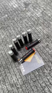 PAKET GRIP MOSCOW HANDGRIP SISIK ITALY B2048 HANFAT TANGAN SARUNG GAS KARET RUBBER SUPER SOFT HANFAT MODEL SISIK LIST WARNA LIS ABU BIRU MERAH KUNING ORIGINAL SARUNG TANGAN MOTOR + JALU STANG PCX CHROME BANDUL STIR BAR END BESAR AKSESORIS MOTOR UNIVERSAL