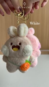 Claryne Bunny Carrot Bag charm | Gantungan Kunci Unik dan Lucu untuk Segala Tas | No Brand Keychain Boneka Pink