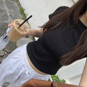 BONNE | pointelle baby tee