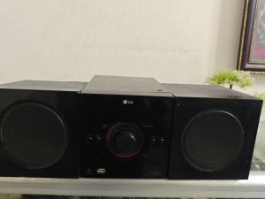 Dàn âm thanh Micro Hifi LG XB12 A0U- nhỏ mà hay : chạy aux và radio. hàng cũ thanh lý