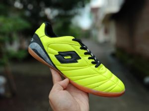 sepatu Futsal Premium Lentue