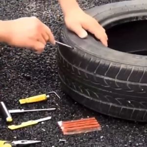 ชุดปะยางฉุกเฉิน สำหรับรถยนต์ และมอเตอร์ไซค์แบบไม่ใช้ยางใน ชุด 6 ชิ้น / ชุด 8 ชิ้น Tire repair kit
