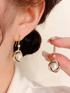 Elegant Micro-Paved Spiral Pearl Stud Earrings Versatile Fashionable Name Lady Design Retro Atmosphere Jewelry Accessories