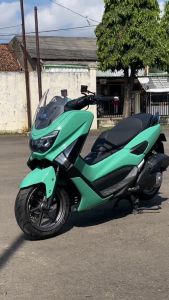 SKOTLET STIKER MOTOR HIJAU TOSCA GLOSY SCOTLITE HIJAU TOSKA METALIK GLOSSY SKOTLET HIJAU TOSCA STIKER MOTOR HIJAU TOSCA HARGA PROMO BISA COD