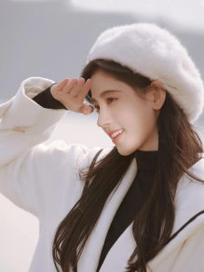 สไตล์ Ji Jingyi สีขาว หมวกเบเร่ต์แปดเหลี่ยมตุ๊กตาขนกระต่าย ผู้หญิง ฤดูใบไม้ร่วง ฤดูหนาว สง่างาม อุ่น สไตล์เกาหลี หมวกจิตรกร