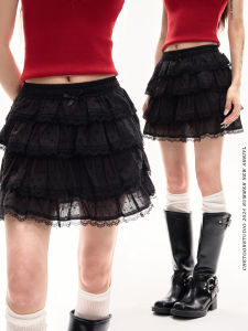 กระโปรงทรงเอเอวสูงสีดำ กระโปรงทรงเอผ้าลูกไม้ลายดอกไม้สำหรับผู้หญิงในช่วงฤดูร้อน กระโปรงสั้นทรงพองสุดเท่และหวาน