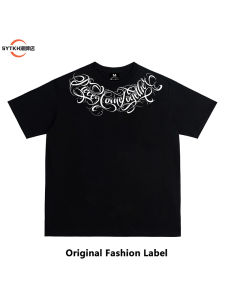 เสื้อยืดคอกลมแขนสั้นพิมพ์ลายตัวอักษรสไตล์อเมริกันย้อนยุคสำหรับผู้ชาย ทรงหลวม ใส่สบาย ฤดูร้อน 2024