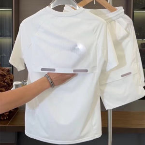 Summer New Mens Lightweight Luxury Fashion Breathable Ice Silk Quick Dry Casual Sports Suit Short Sleeve Shorts Two-Piece Set