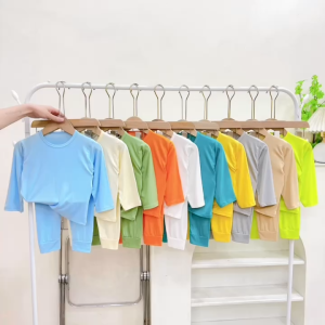 Set 4 bộ dài tay thun lạnh mềm mát kiểu trơn đơn giản mặc nhà mặc đi học đi ngủ nằm điều hòa