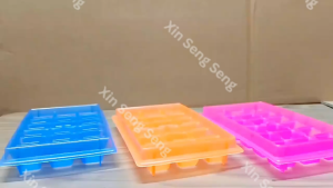 (18 holes)Plastic Ice Cube Tray /18-Cavity Square Drink Ice Square Pudding Jelly Chocolate Mold塑料18冰格托盘/方形布丁果冻巧克力模具