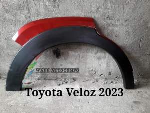 (Refurbished) (surplus) (used original parts)Toyota veloz 2022/2023 fender flare rear Right side