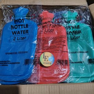 WWZ Alat Kompres Air Panas Karet Hot Water Bag Kompres Warm Water Zak Buli Buli Panas Kompres WWZ Cover