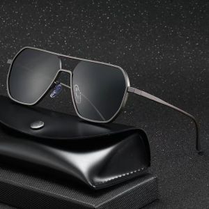 Fashion Trend Polarized Sunglasses for Men and Women Classic Toad Mirror Holiday Travel UV Resistant Sunglasses