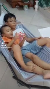 Võng xếp trẻ em gấp gọn dành cho bé chính hãng cao cấp
