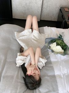 Elegant Sweet French Style Dress Womens Autumn V-neck Bubble Sleeve A-line Waist-cinching Hepburn White Dress