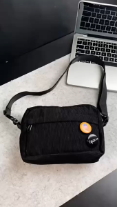 TAPAXCO Tas Selempang Corduroy Mishka Tas Slingbag Handbag Wanita Pria TapaxcoI FREE 2 BROSS dan BAG CHARM