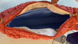 ดันทรงกระเป๋า Carlyn Soft จัดระเบียบ ประเภท: พร้อมส่ง ดันทรงกระเป๋า