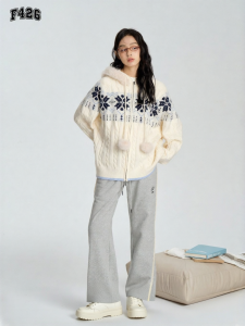 F426 | Couple-friendly Versatile Hooded Sweater