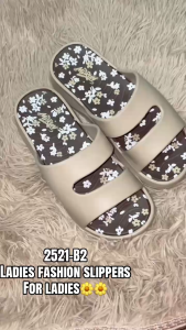 Black slip-on sandal with floral insole and wedge sole Casual Slipper For Everyday Use