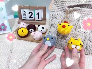 🔥🔥【SG READY STOCK】21Pcs DIY Crochet Kit for Beginners Complete Kit Adorable Animal Crochet Starter Pack