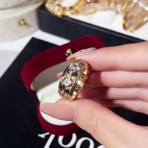 Huitan Gold Color Metal Women Rings Luxury Jewelry for Party Daily Engagement Trendy Accessories Inlaid Shiny Cubic Zirconia
